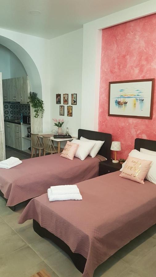 Lolos' House Rhodes City エクステリア 写真